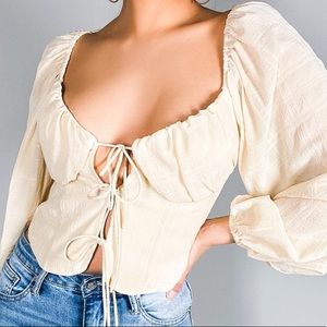 SHOPAKIRA Front Tie Cropped Blouse